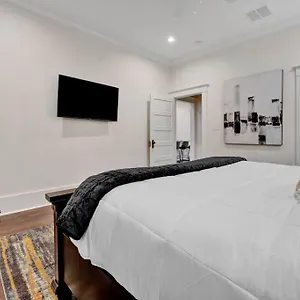 http://the-victorian-elegant-3br-home-near-overton.memphishotelsnow.com